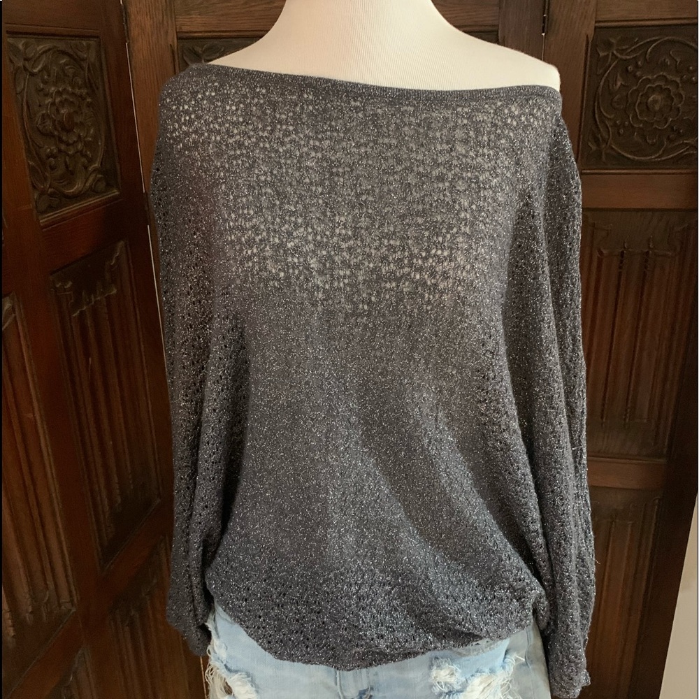 Shimmery Express wide long sleeve fitted at wrist